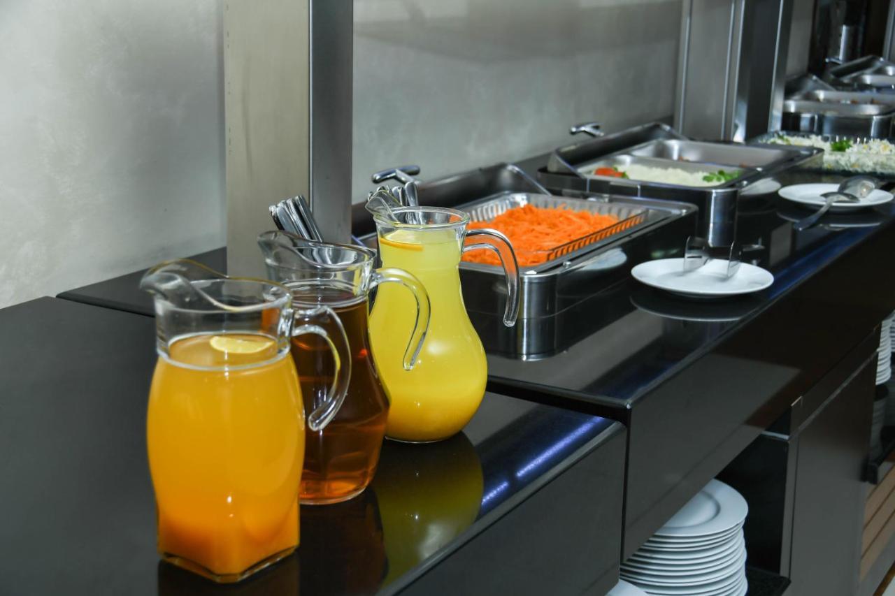 Olympavan Hotel Erywań Zewnętrze zdjęcie