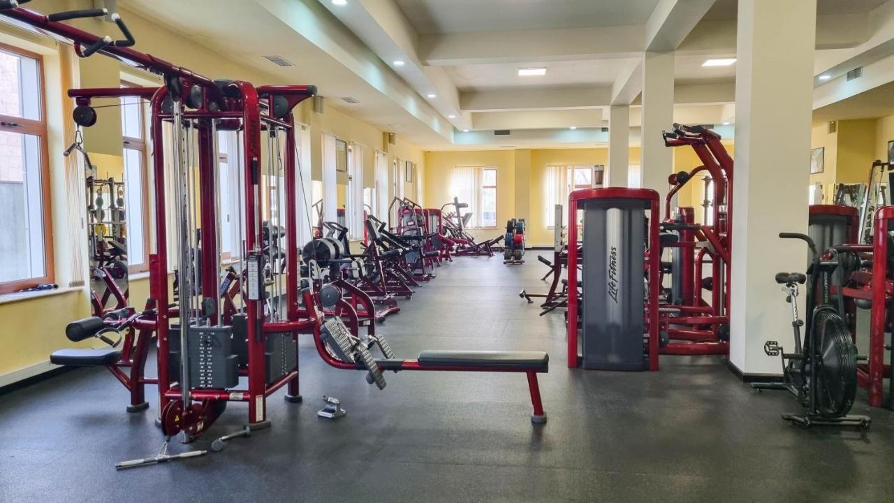 Olympavan Hotel Erywań Zewnętrze zdjęcie