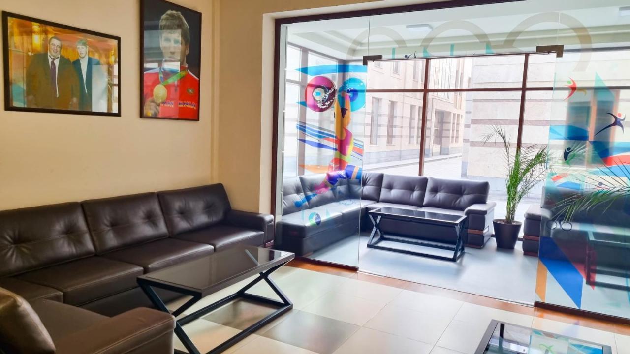 Olympavan Hotel Erywań Zewnętrze zdjęcie